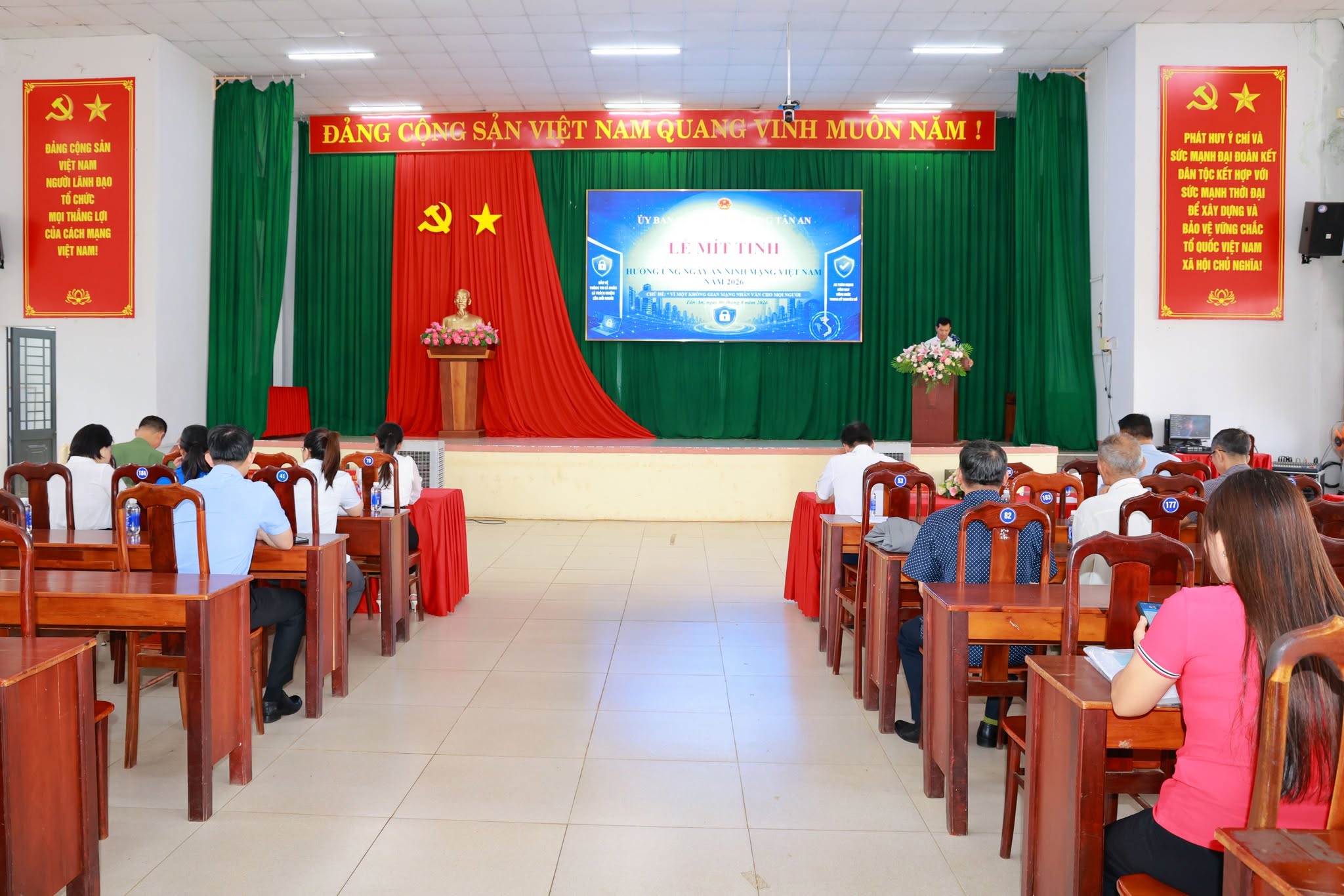 PHƯỜNG TÂN AN PHÁT ĐỘNG HƯỞNG ỨNG NGÀY AN NINH MẠNG VIỆT NAM: TĂNG CƯỜNG BẢO VỆ MÔI TRƯỜNG SỐ