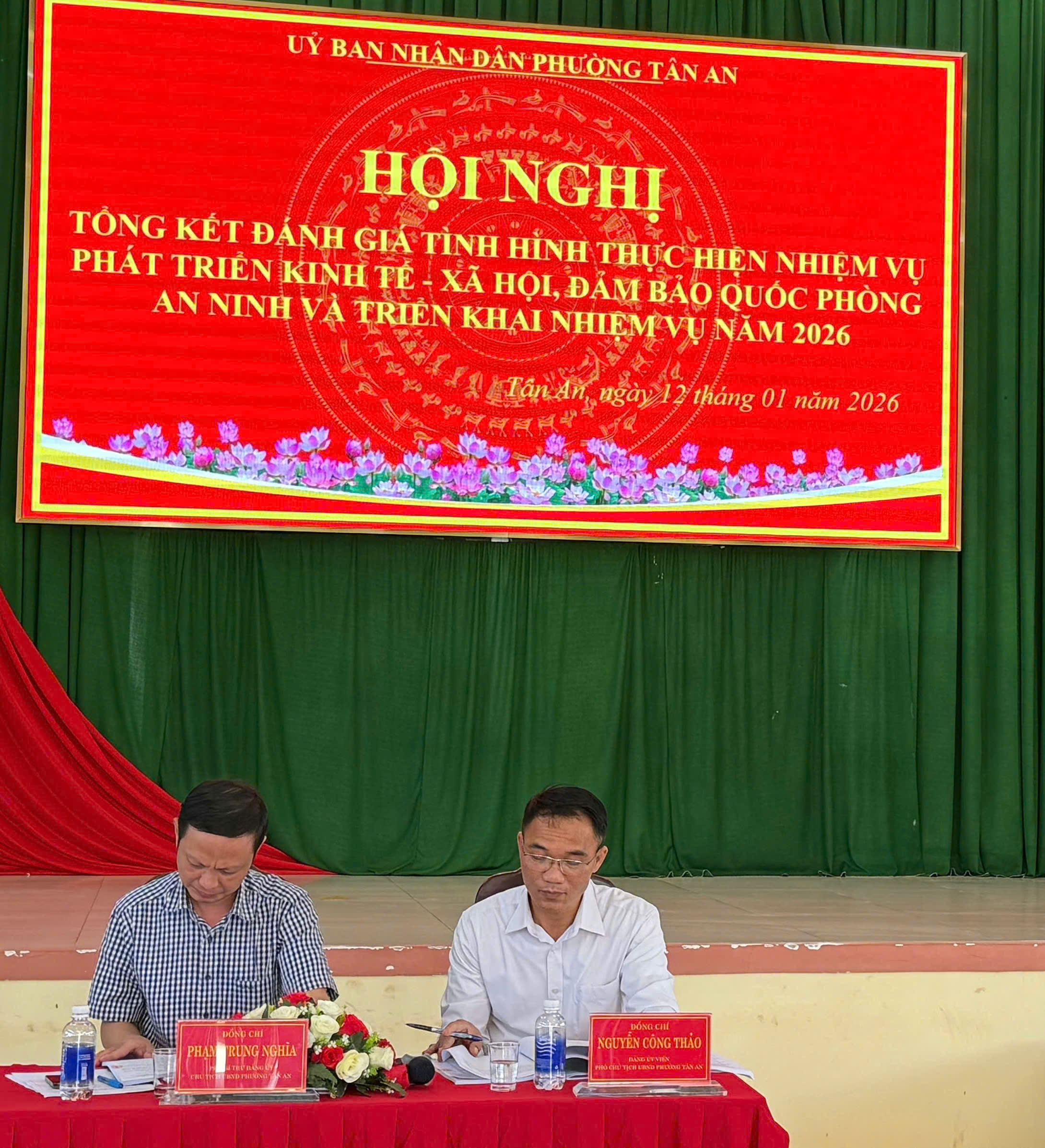 61753b3400a98ff7d6b8